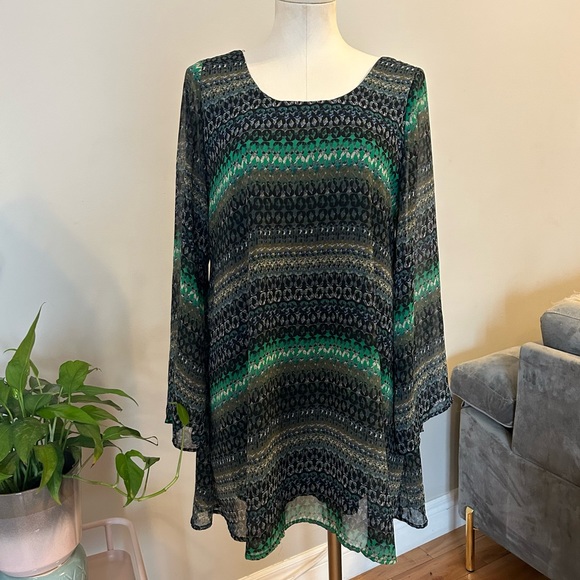 Green Long Sleeve Print Dress - Picture 2 of 2